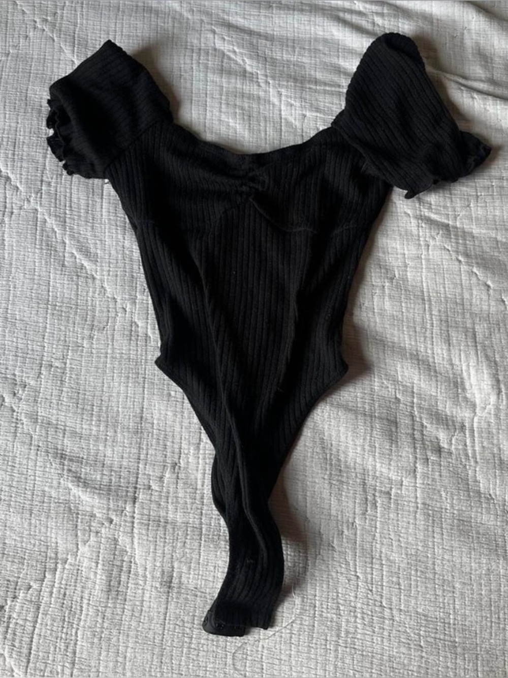 SHEIN Black Ribbed Puff Sleeve One-Piece Bodysuit for Kids